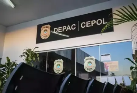 Jovem é esfaqueado no tórax e vai até comércio pedir ajuda