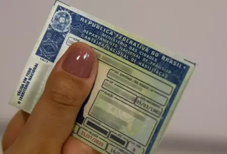 Mais de 400 motoristas entram em lista de suspensão e cassação da CNH