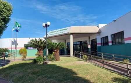 Câmara realiza sessão solene em homenagem ao Dia do Professor nesta terça-feira