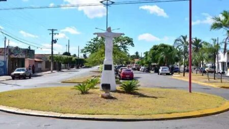 Homem é morto a facadas após confusão envolvendo quatro pessoas