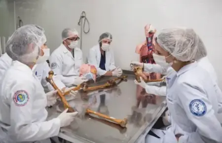 Depois do diploma, Revalida é novo desafio para jovens que realizaram o sonho da medicina no Paraguai