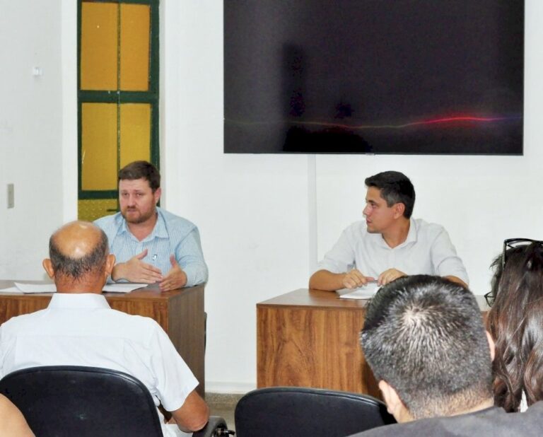 Secretário exonerado após operação do Gecoc é nomeado como chefe de gabinete de prefeito