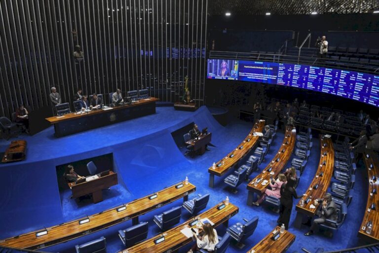 Fim da 6×1: entenda quais profissões serão afetadas pela mudança e quem fica de fora