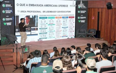 Experiência internacional vira diferencial na formação de jovens profissionais do agro