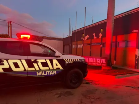 Homens encapuzados invadem residência e efetuam disparos em Batayporã.